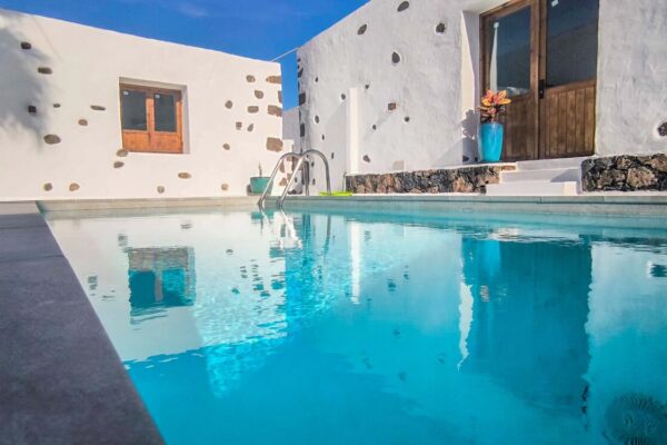 PHOTO-2024-11-27-17-00-06-2-1200x750