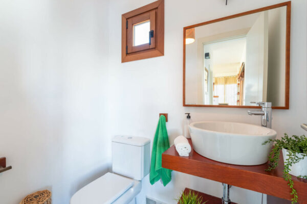 inmacalero_2697_villa32e_w1-1200x750